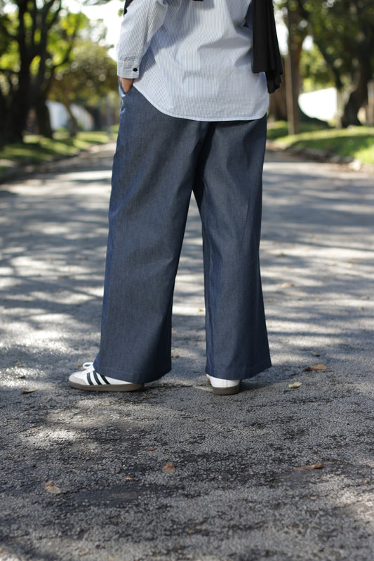 STRAIGHT CUT DENIM PANTS